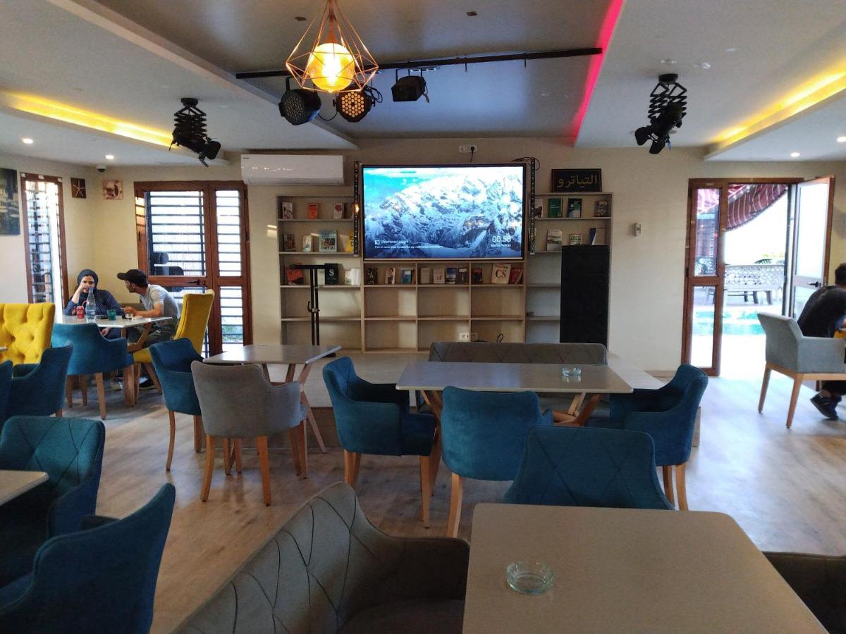 Silverwood Tunis Bagian luar foto